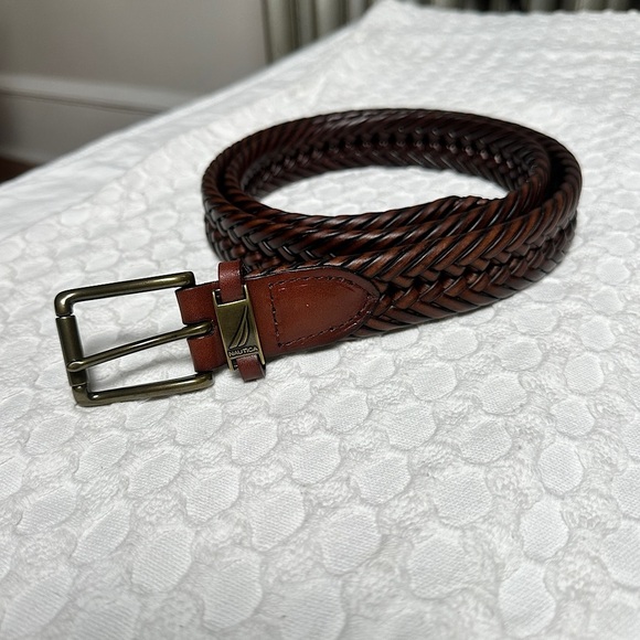 Nautica Men’s NWT Brown Leather Braided Belt Preppy Nautical Minimalist - Picture 1 of 15
